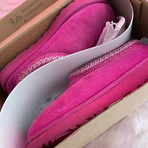 Pink Tasman Uggs
